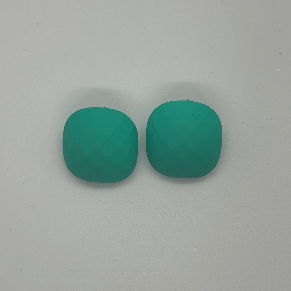 NWT Teal Turquoise Resin Stud Earrings - Minimalist Chic -classic style